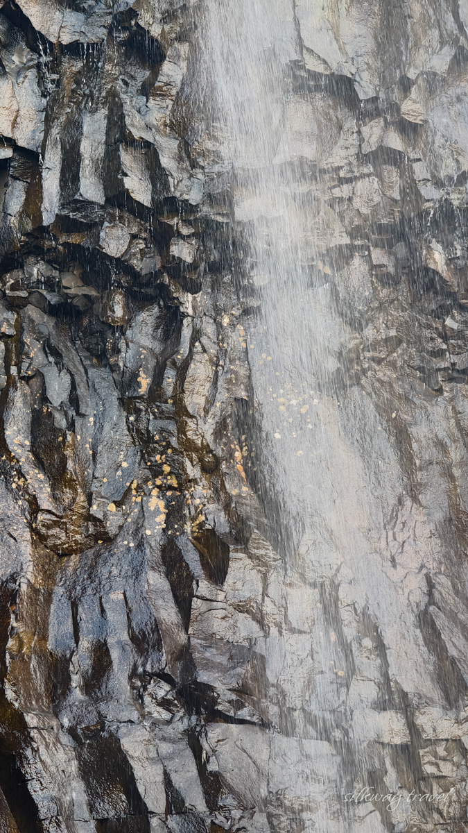 Плато Путорана : водопад