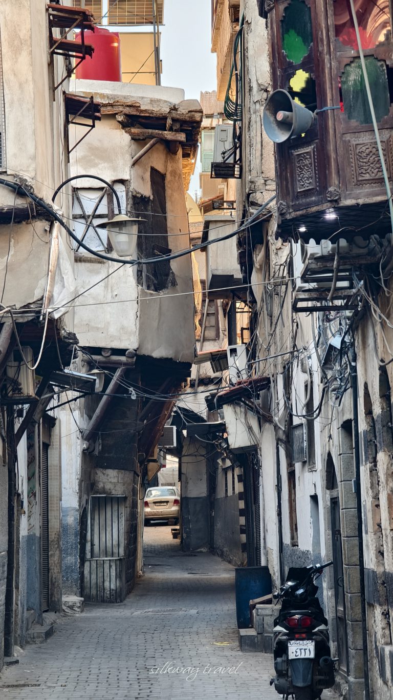 filter: 0; fileterIntensity: 0.0; filterMask: 0; captureOrientation: 90;
runfunc: 0; algolist: 0;
multi-frame: 1;
brp_mask:0;
brp_del_th:0.0000,0.0000;
brp_del_sen:0.0000,0.0000;
motionR: 0;
delta:null;
module: photo;hw-remosaic: false;touch: (0.53952366, 0.46933028);sceneMode: 13107200;cct_value: 0;AI_Scene: (-1, -1);aec_lux: 0.0;aec_lux_index: 0;albedo:  ;confidence:  ;motionLevel: -1;weatherinfo: weather?Intermittent clouds, icon:1, weatherInfo:102;temperature: 32;